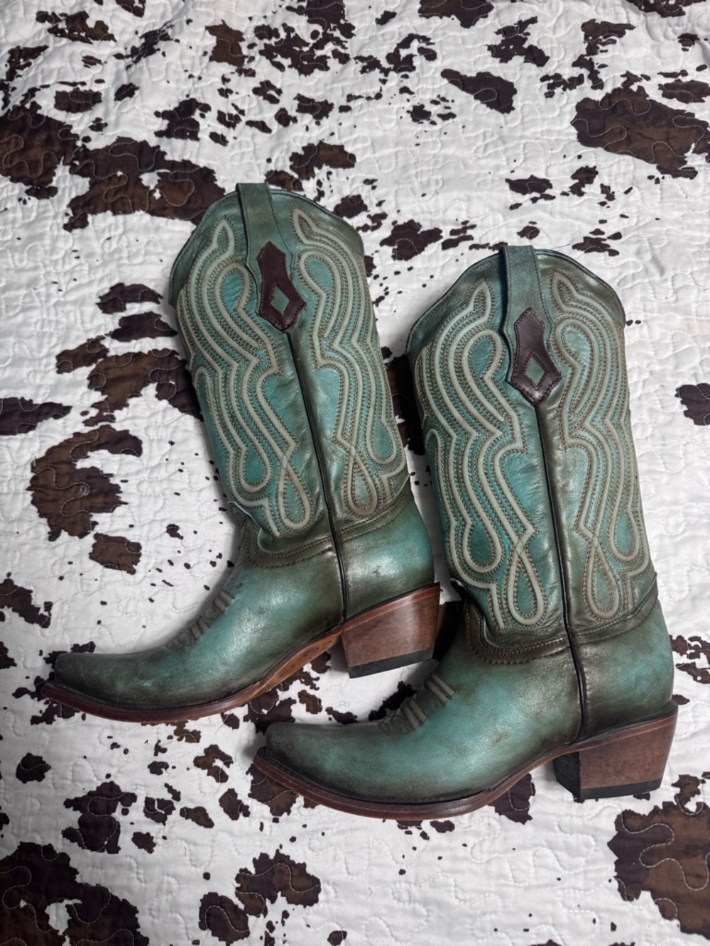 Beautiful turquoise Corral Boots